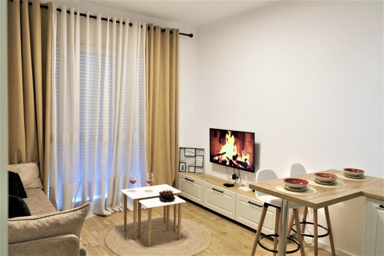 Apartment In The Heart Of Old Bazaar, Tirana - Hana Apartments Екстер'єр фото